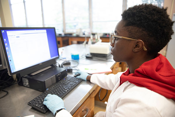 Pharmaceutical research happening in Louisiana on UL Lafayette's campus