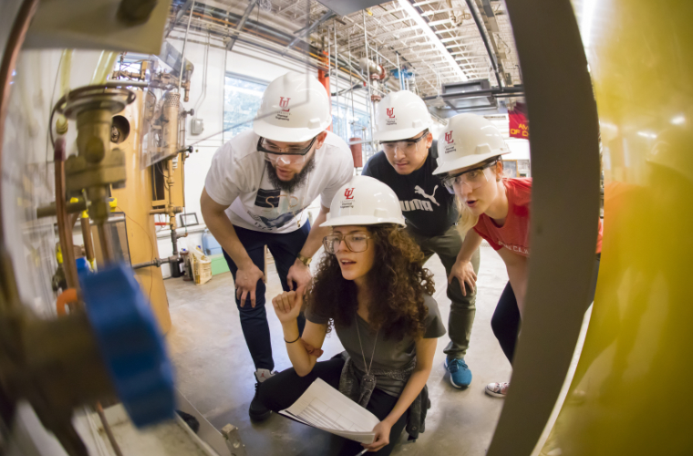 Chemical engineering majors at the University of Louisiana at Lafayette have access to world class labs on campus. 