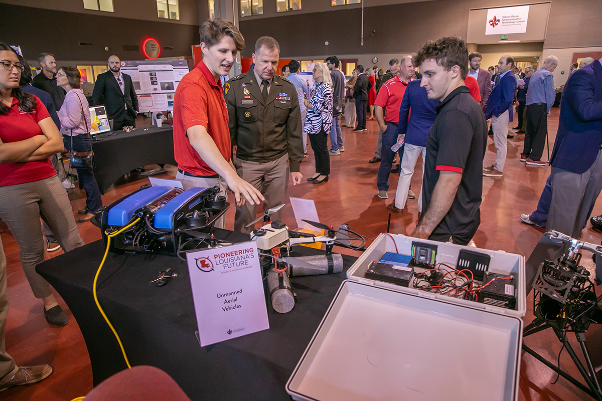 Students present research during the Pioneering Louisiana event