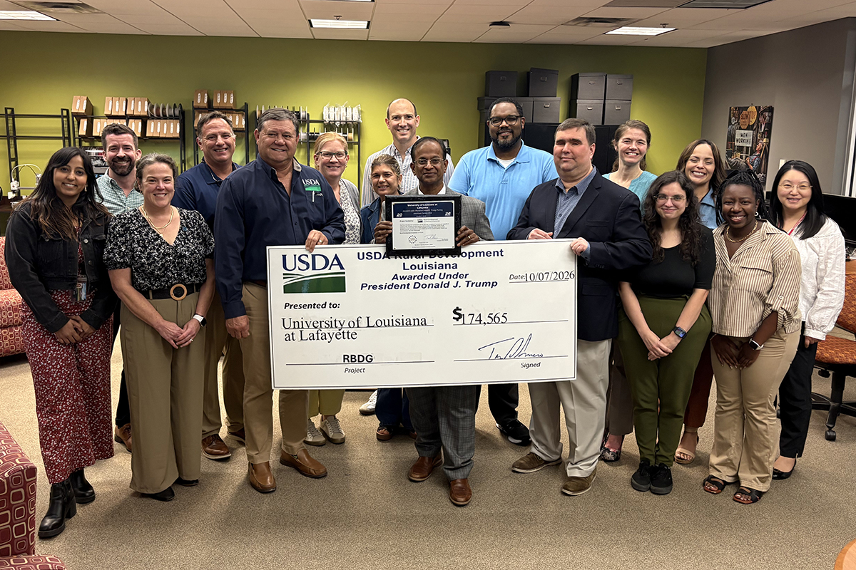 Big check presentation