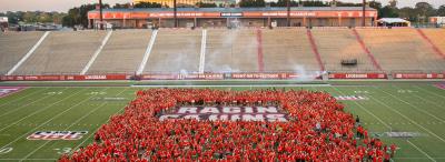 Fall 2023 freshmen class picture at Cajun Field