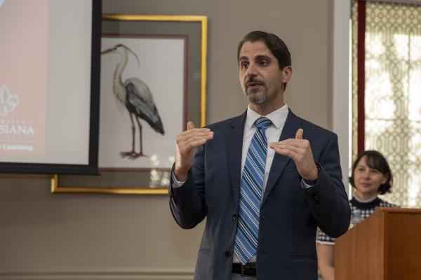 Dr. Francesco Crocco, Assistant Director for Instructional Support, presents during a Distance Learning event.