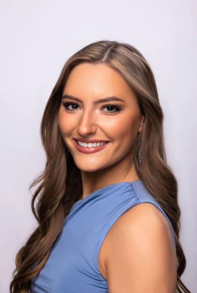 Katelyn Bedwell Headshot