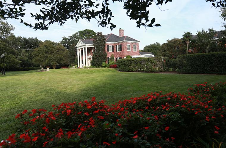 President's residence front lawn