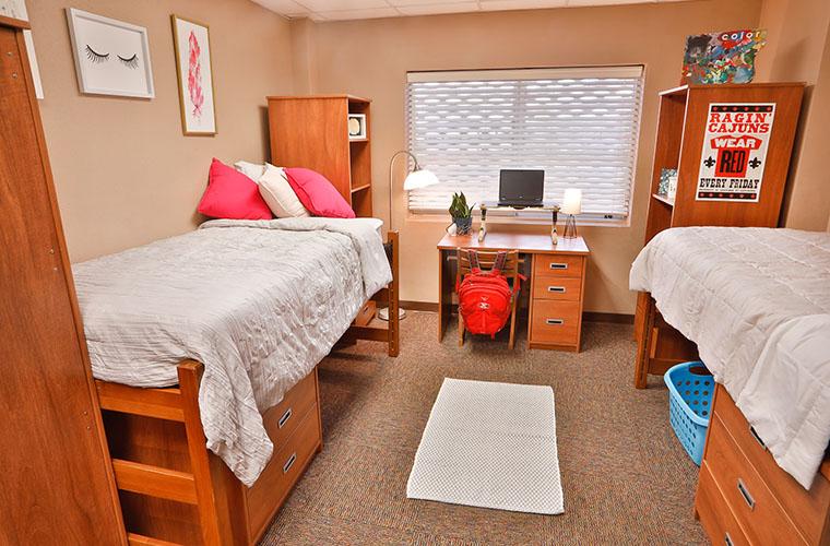 Junior suite dorm room