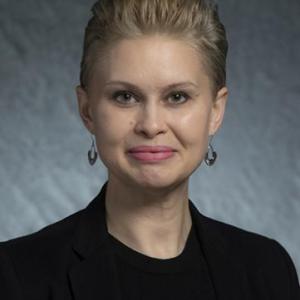 Headshot photo of Dr. Allison Leigh