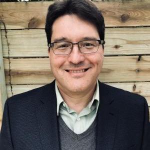 Portrait photo of Rodolfo Espinoza