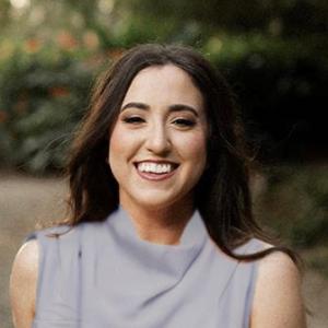 Portrait photograph of Chloe Huval