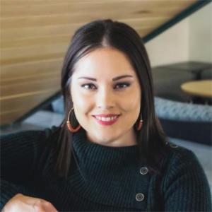Sarah Lonelodge