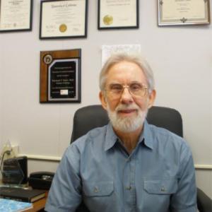 Raymond Bauer