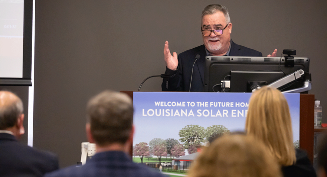 Dr. Terry Chambers speaks at solar lab groundbreaking