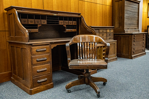 Green Initiative First President S Desk Returned To Original